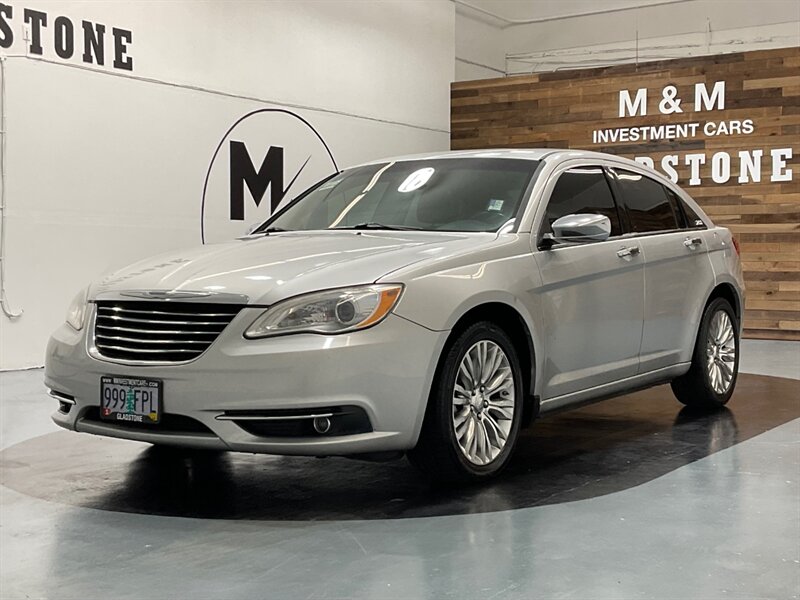 2012 Chrysler 200 Series Limited Sedan / V6 / Leather Navigation Sunroof   - Photo 56 - Gladstone, OR 97027