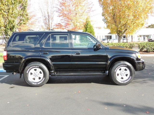 2001 Toyota 4Runner SPORT Edition / 4X4 / Diff Lock / Timing Belt Done - Photo 4 - Portland, OR 97217