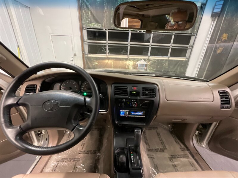 2002 Toyota 4Runner SR5 V6 4X4 / Leather   - Photo 28 - Gladstone, OR 97027