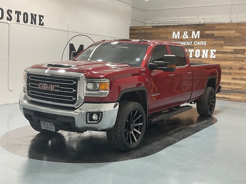 2018 GMC Sierra 3500 SLE Crew Cab 4X4 / 6.6L DURAMAX DIESEL / Leather  / LONG BED / RUST FREE - Photo 2 - Gladstone, OR 97027