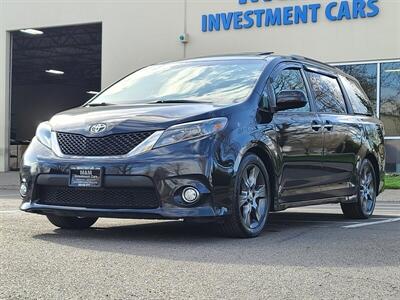 2015 Toyota Sienna SE Premium V6 / 8-Passenger / SPORT / Fully Loaded  / Navi / Rear Cam / Sun Roof / Heated Leather / Captain Chairs / Beautiful Shape Van
