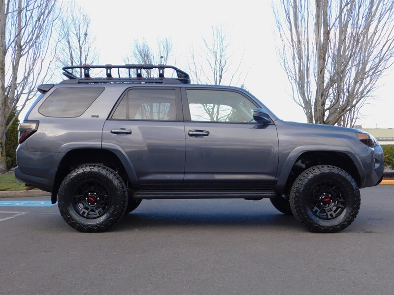 2020 Toyota 4Runner 4X4  TRD CUSTOM UPGRADE / TRD LEATHER / LIFTED   - Photo 4 - Portland, OR 97217