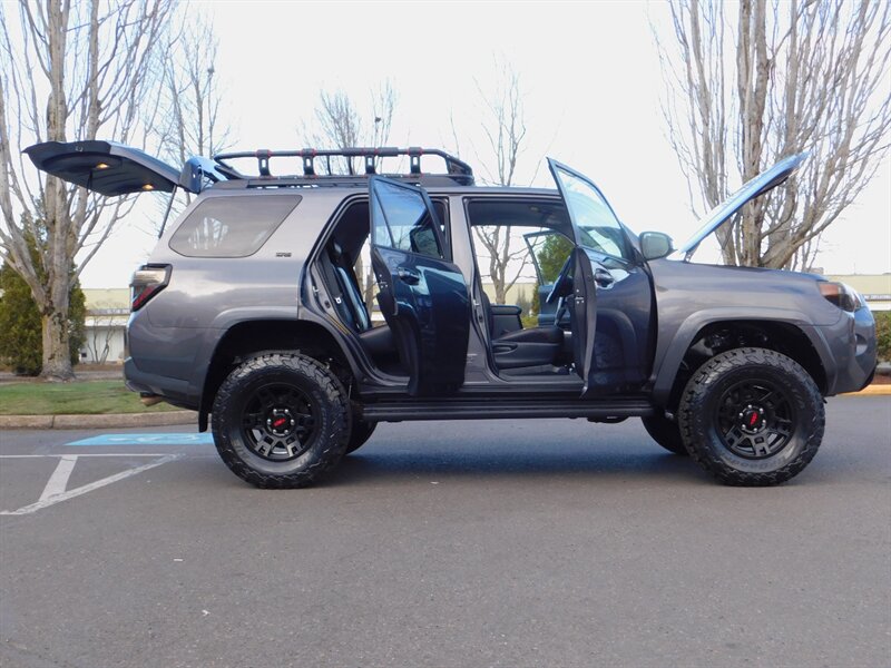 2020 Toyota 4Runner 4X4  TRD CUSTOM UPGRADE / TRD LEATHER / LIFTED   - Photo 31 - Portland, OR 97217