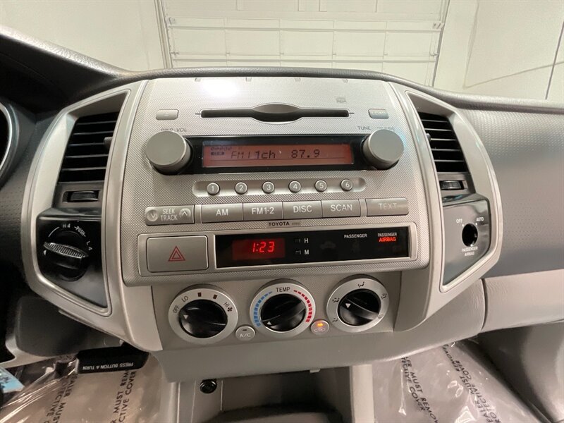 2006 Toyota Tacoma V6 Access Cab TRD OFF RD 4X4 /6-SPEED / LIFTED / NEW LIFT + NEW GOODYEAR TIRES + WHEELS / 1-OWNER LOCAL / ZERO RUST - Photo 18 - Gladstone, OR 97027