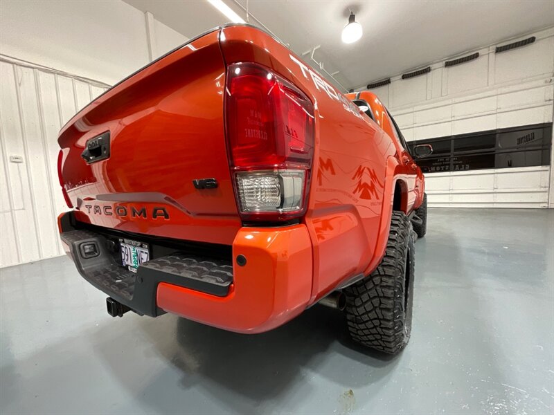 2017 Toyota Tacoma TRD Sport 4X4 / V6 / LIFT w. NEW WHEELS & TIRES /Sunroof / Heated Seats ./ Blind Spot Alert / Navigation & Backup Camera / ZERO RUST - Photo 70 - Gladstone, OR 97027