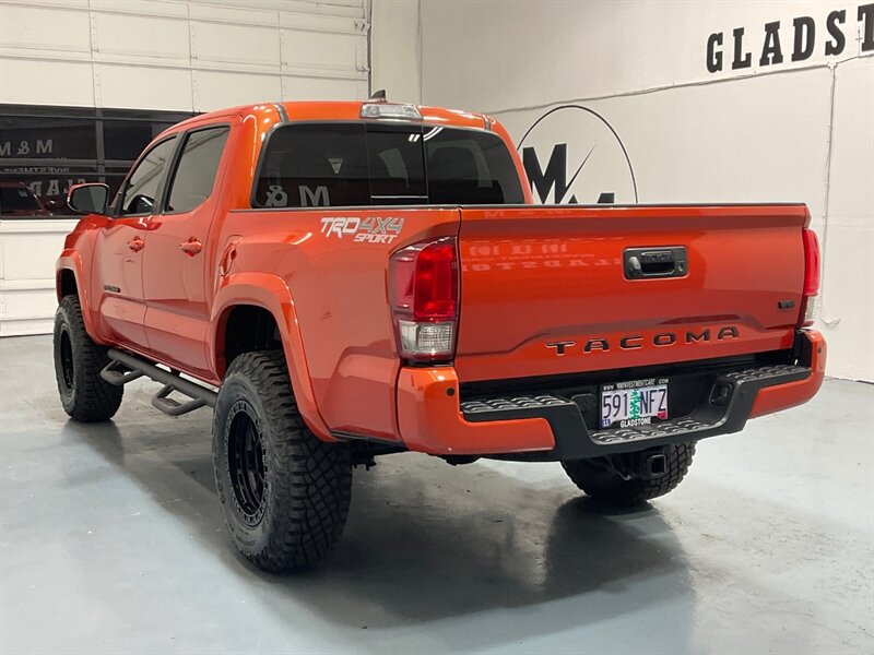 2017 Toyota Tacoma TRD Sport 4X4 / V6 / LIFT w. NEW WHEELS & TIRES /Sunroof / Heated Seats ./ Blind Spot Alert / Navigation & Backup Camera / ZERO RUST - Photo 8 - Gladstone, OR 97027