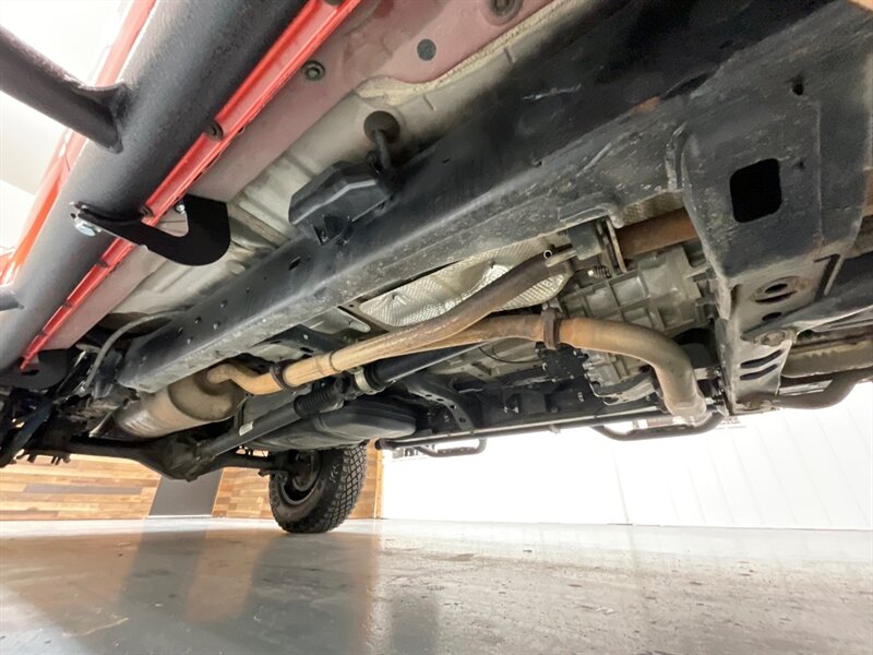 2017 Toyota Tacoma TRD Sport 4X4 / V6 / LIFT w. NEW WHEELS & TIRES /Sunroof / Heated Seats ./ Blind Spot Alert / Navigation & Backup Camera / ZERO RUST - Photo 63 - Gladstone, OR 97027