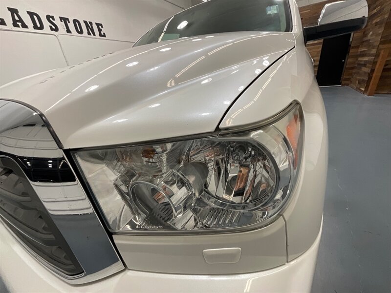 2014 Toyota Sequoia Platinum 4X4 5.7L V8 /3RD SEAT / NEW TIRES /Sunroof / DVD Player / Heated & Cooled Seats - Photo 26 - Gladstone, OR 97027
