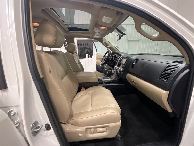 2014 Toyota Sequoia Platinum 4X4 5.7L V8 /3RD SEAT / NEW TIRES /Sunroof / DVD Player / Heated & Cooled Seats - Photo 14 - Gladstone, OR 97027