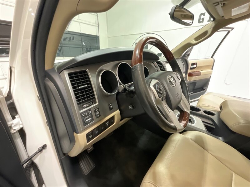 2014 Toyota Sequoia Platinum 4X4 5.7L V8 /3RD SEAT / NEW TIRES /Sunroof / DVD Player / Heated & Cooled Seats - Photo 38 - Gladstone, OR 97027