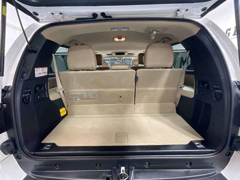 2014 Toyota Sequoia Platinum 4X4 5.7L V8 /3RD SEAT / NEW TIRES /Sunroof / DVD Player / Heated & Cooled Seats - Photo 12 - Gladstone, OR 97027