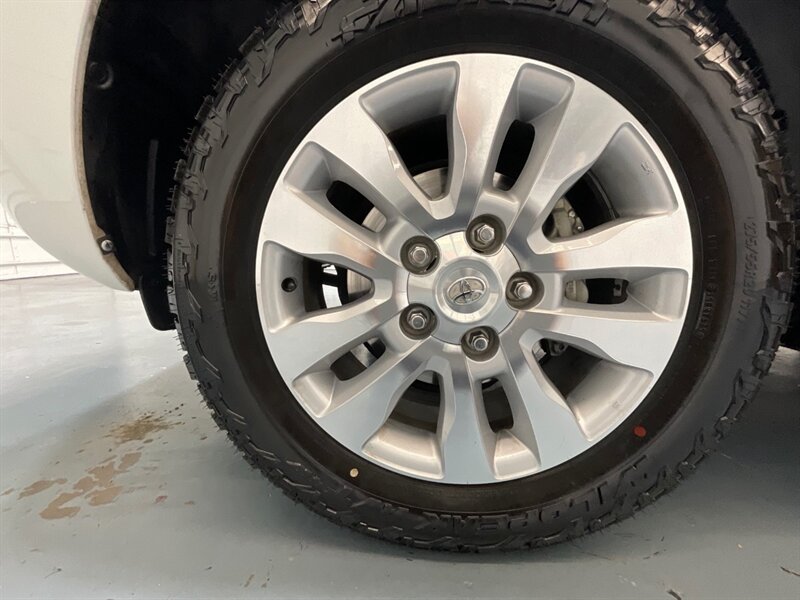 2014 Toyota Sequoia Platinum 4X4 5.7L V8 /3RD SEAT / NEW TIRES /Sunroof / DVD Player / Heated & Cooled Seats - Photo 54 - Gladstone, OR 97027