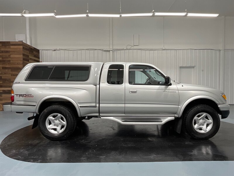 2001 Toyota Tacoma TRD OFF RD 4X4 / 2.7L 4Cyl / 5-SPEED MANUAL  / LOCAL RUST FREE / REAR DIFF LOCKS - Photo 4 - Gladstone, OR 97027