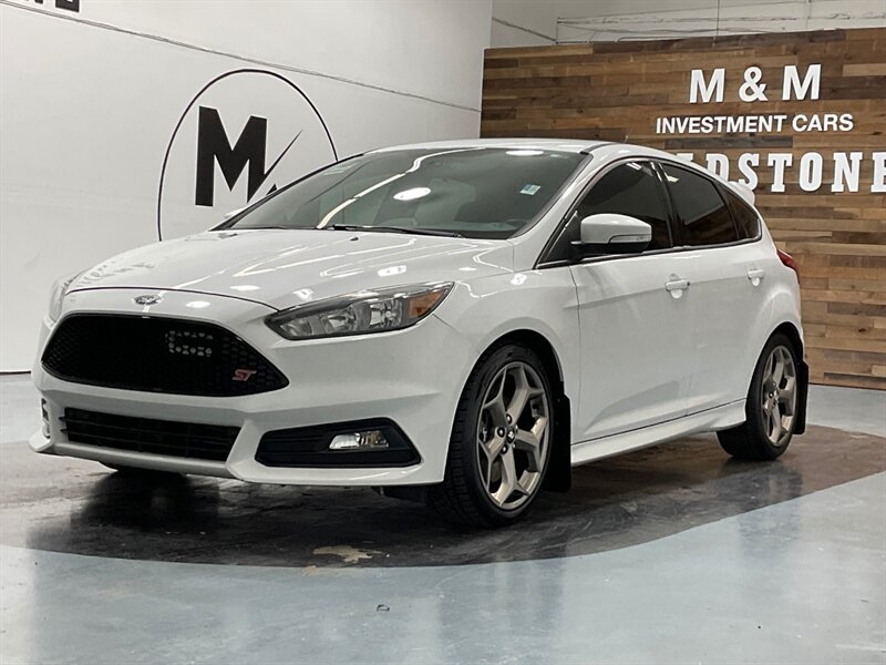 2018 Ford Focus ST Hatch Back / 4Cyl EcoBoost / 6-SPEED / 55K MILE  / Back up Camera - Photo 56 - Gladstone, OR 97027