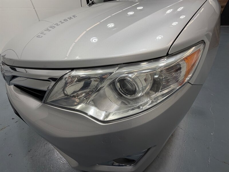 2014 Toyota Camry Hybrid XLE / Backup Camera / Local Car /Excel Cond - Photo 26 - Gladstone, OR 97027