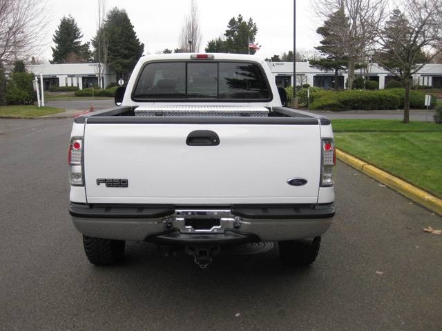 2001 Ford F-250 Super Duty XLT   - Photo 4 - Portland, OR 97217