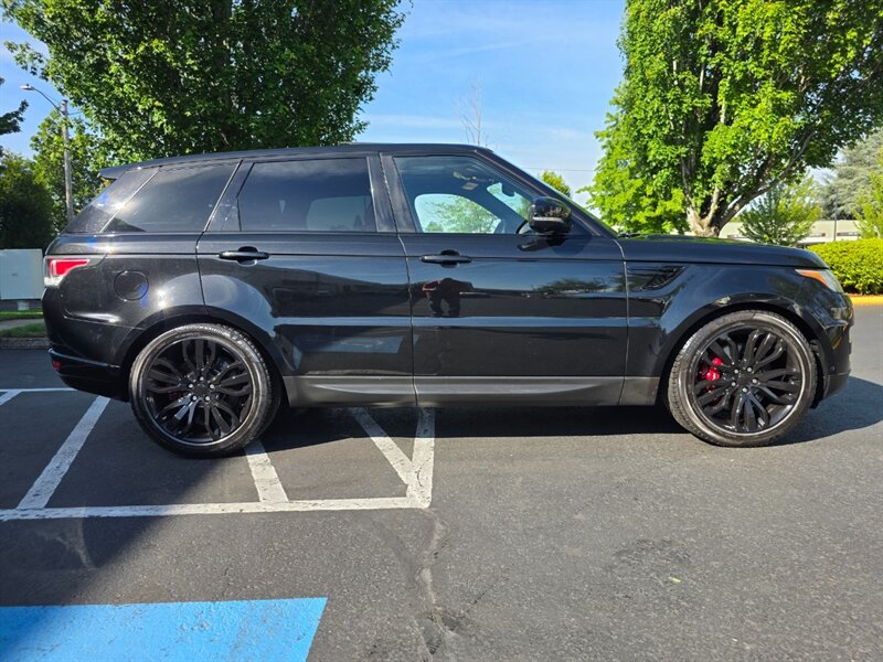 2014 Land Rover Range Rover Sport SUPERCHARGED 4X4 / V8 5.OL / PANO-ROOF / LOW MILES  / HEATED & COOLED LEATHER / FULLY EQUIPPED / BRIDGESTONE TIRES - Photo 4 - Portland, OR 97217