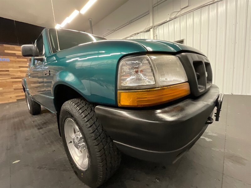 1998 Ford Ranger XLT Super Cab 4X4 / 4.0L V6 / 5-SPEED MANUAL  4X4 / LOCAL RUST FREE / NEW TIRES / ONLY 119,000 - Photo 27 - Gladstone, OR 97027