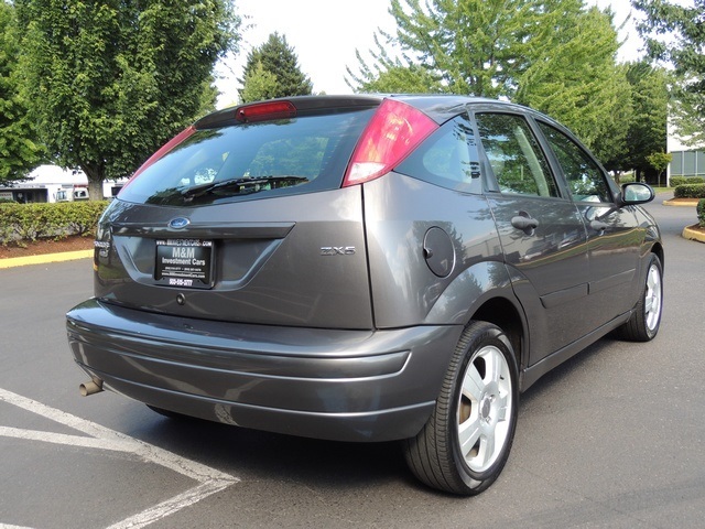 2006 Ford Focus ZX5 SES / 4-Door / Hatchback/ Leather/ Sunroof   - Photo 8 - Portland, OR 97217