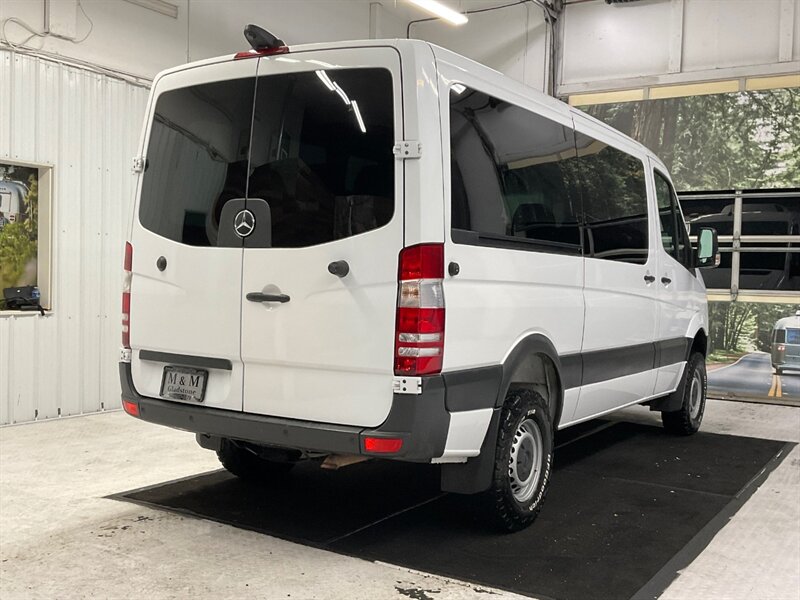 2017 Mercedes-Benz Sprinter 2500 Passenger Van 4X4 / 3.0L V6 DIESEL / 62K MILE  / 12-Passenger Van / Standard Roof & 144 " WB / 4X4 - Photo 8 - Gladstone, OR 97027