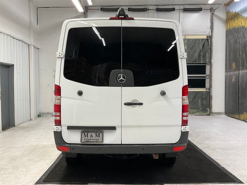 2017 Mercedes-Benz Sprinter 2500 Passenger Van 4X4 / 3.0L V6 DIESEL / 62K MILE  / 12-Passenger Van / Standard Roof & 144 " WB / 4X4 - Photo 6 - Gladstone, OR 97027