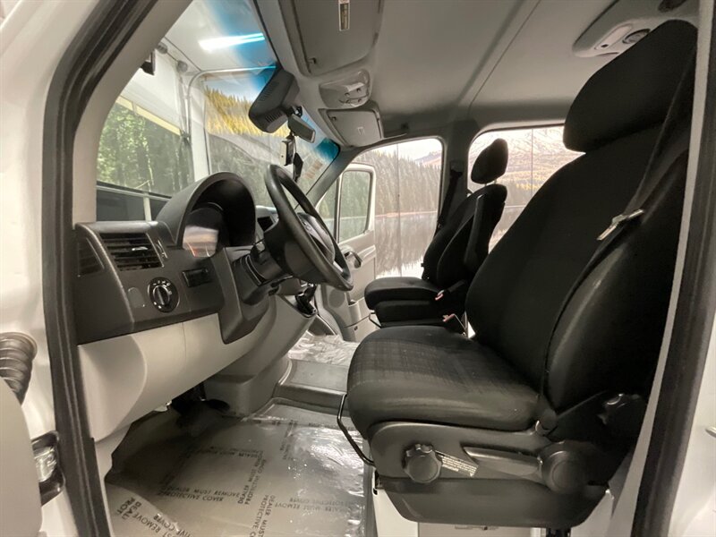 2017 Mercedes-Benz Sprinter 2500 Passenger Van 4X4 / 3.0L V6 DIESEL / 62K MILE  / 12-Passenger Van / Standard Roof & 144 " WB / 4X4 - Photo 13 - Gladstone, OR 97027