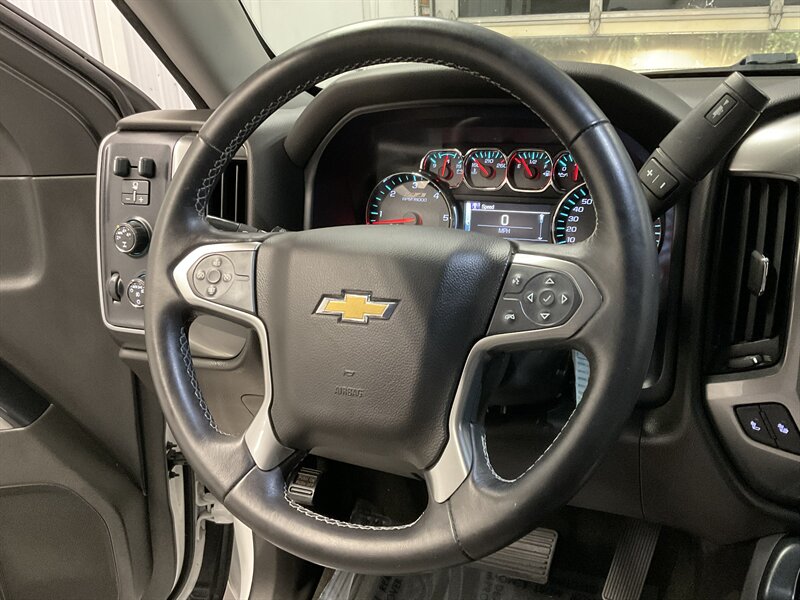 2014 Chevrolet Silverado 1500 LT Z71 Crew Cab 4X4 / 5.3L V8 / ONLY 62,000 MILES  LOCAL OREGON TRUCK / RUST FREE / SHARP & CLEAN !! - Photo 55 - Gladstone, OR 97027