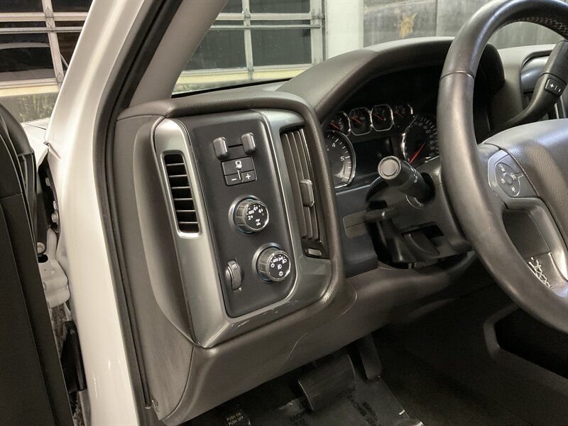 2014 Chevrolet Silverado 1500 LT Z71 Crew Cab 4X4 / 5.3L V8 / ONLY 62,000 MILES  LOCAL OREGON TRUCK / RUST FREE / SHARP & CLEAN !! - Photo 44 - Gladstone, OR 97027