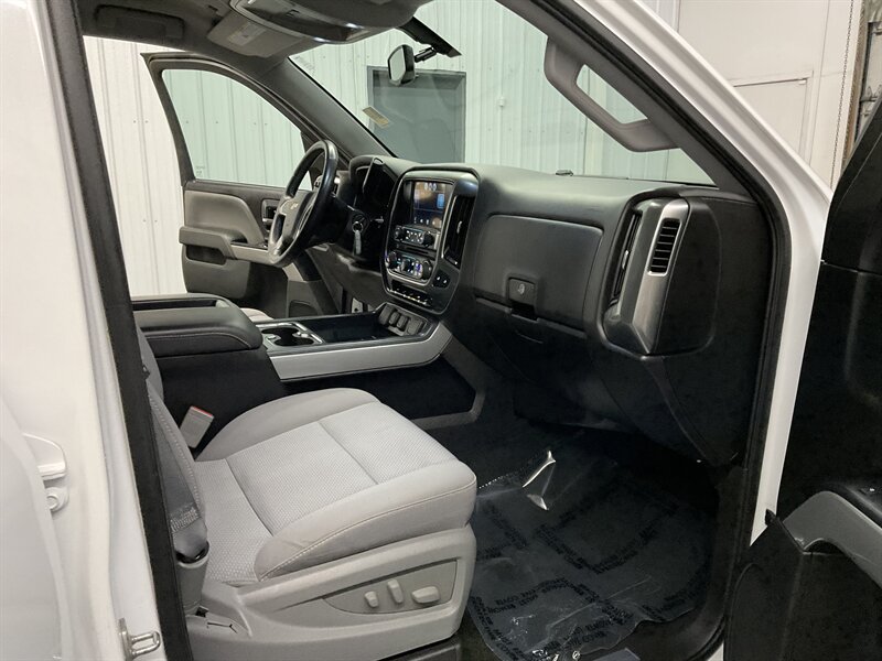 2014 Chevrolet Silverado 1500 LT Z71 Crew Cab 4X4 / 5.3L V8 / ONLY 62,000 MILES  LOCAL OREGON TRUCK / RUST FREE / SHARP & CLEAN !! - Photo 16 - Gladstone, OR 97027