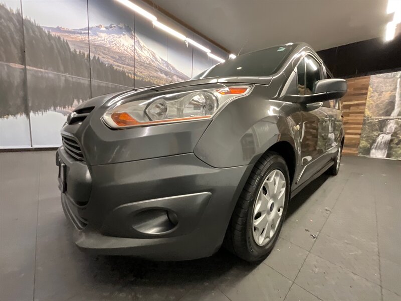 2016 Ford Transit Connect XLT LWB MiniVan / 3RD ROW SEAT / Backup Camera  NEW TIRES / SHARP & CLEAN !! - Photo 9 - Gladstone, OR 97027