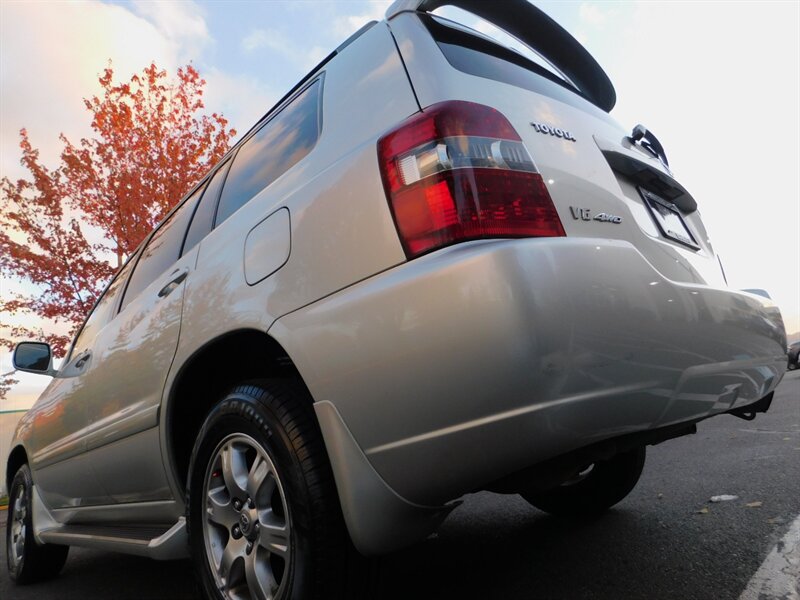 2007 Toyota Highlander Sport SR5 V6 4X4 3RD ROW / Fresh Trade-in Excl Con   - Photo 23 - Portland, OR 97217