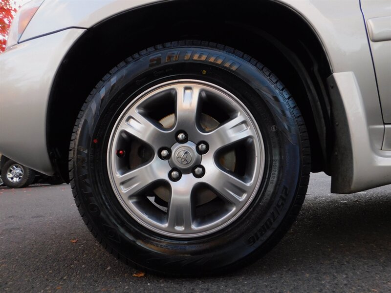 2007 Toyota Highlander Sport SR5 V6 4X4 3RD ROW / Fresh Trade-in Excl Con   - Photo 19 - Portland, OR 97217