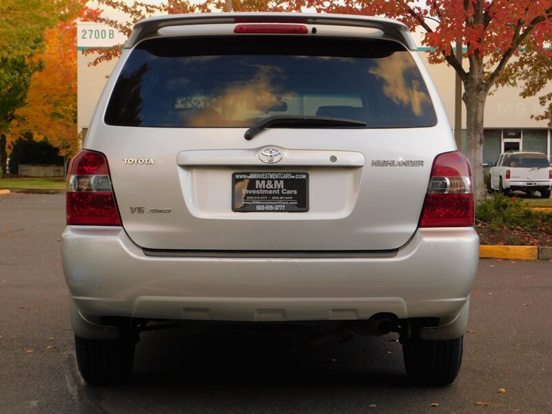 2007 Toyota Highlander Sport SR5 V6 4X4 3RD ROW / Fresh Trade-in Excl Con   - Photo 7 - Portland, OR 97217