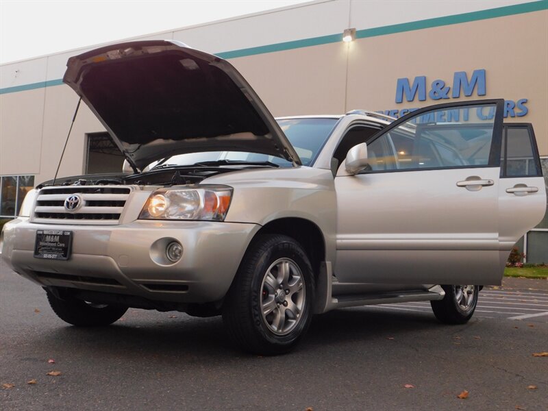 2007 Toyota Highlander Sport SR5 V6 4X4 3RD ROW / Fresh Trade-in Excl Con   - Photo 30 - Portland, OR 97217