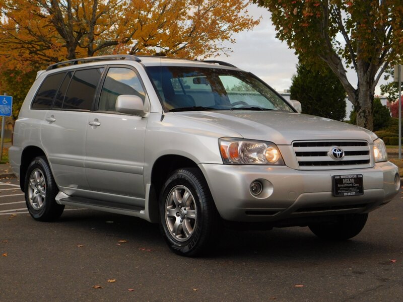 2007 Toyota Highlander Sport SR5 V6 4X4 3RD ROW / Fresh Trade-in Excl Con   - Photo 2 - Portland, OR 97217