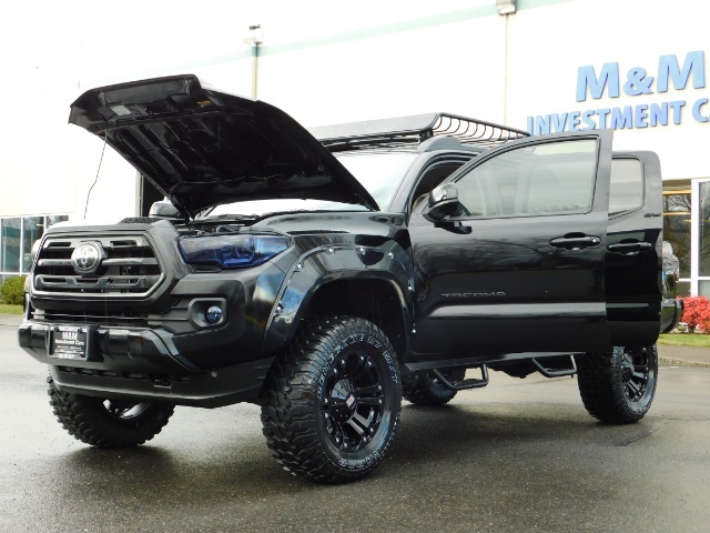 2018 Toyota Tacoma SR5 V6 Double Cab 4WD 1-Owner Lifted Custom   - Photo 12 - Portland, OR 97217