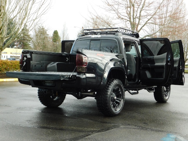 2018 Toyota Tacoma SR5 V6 Double Cab 4WD 1-Owner Lifted Custom   - Photo 10 - Portland, OR 97217