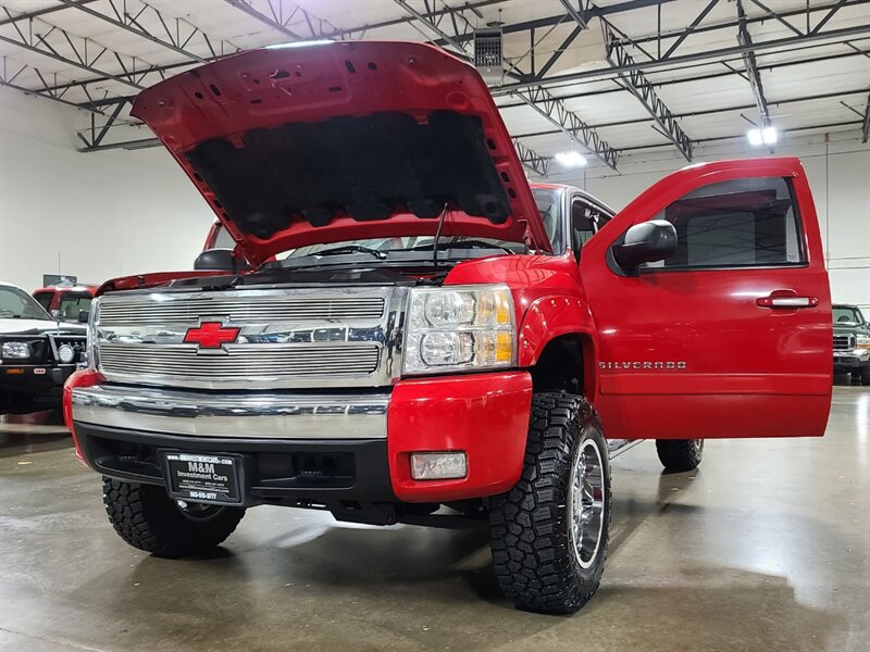 2007 Chevrolet Silverado 1500 Z71 / 4X4 / 102K MILES / NEW TIRES / LIFTED  / 4-Door / Excellent Condition - Photo 25 - Portland, OR 97217