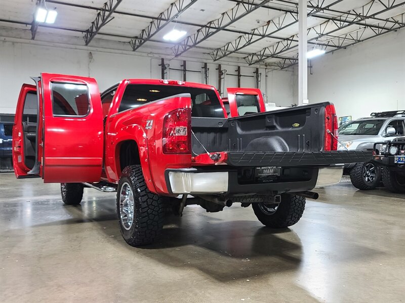 2007 Chevrolet Silverado 1500 Z71 / 4X4 / 102K MILES / NEW TIRES / LIFTED  / 4-Door / Excellent Condition - Photo 27 - Portland, OR 97217