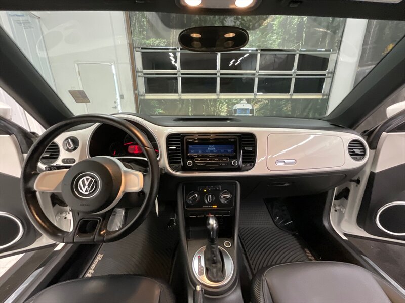 2013 Volkswagen Beetle 2.5L PZEV Hatchback 2dr / Leather & Heated seats  / BRAND NEW TIRES / LOCAL OREGON CAR / 51,000 MILES - Photo 38 - Gladstone, OR 97027