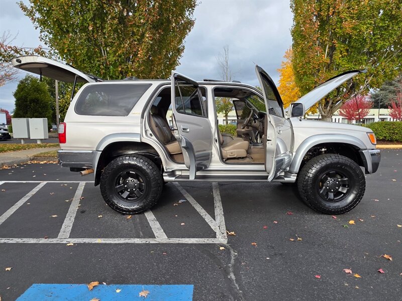 1998 Toyota 4Runner Limited 4X4 / V6 3.4 L / LIFTED / REAR DIFF LOCK / TIMING BELT DONE / SUN ROOF / LEATHER / NEW TIRES / ZERO RUST - Photo 24 - Portland, OR 97217