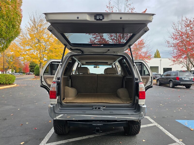 1998 Toyota 4Runner Limited 4X4 / V6 3.4 L / LIFTED / REAR DIFF LOCK / TIMING BELT DONE / SUN ROOF / LEATHER / NEW TIRES / ZERO RUST - Photo 29 - Portland, OR 97217