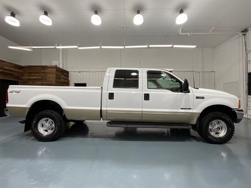 2000 Ford F-350 Lariat 4X4 7.3L DIESEL / Crew Cab / ONE-OWNER /  / LONG BED / LOCAL TRUCK / ZERO RUST - Photo 4 - Gladstone, OR 97027
