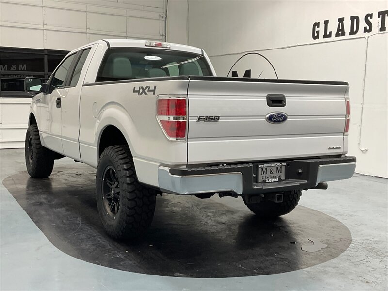 2012 Ford F-150 Super Cab 4X4 / 3.7L V6 / 1-OWNER /NEW WHEELS TIRE  / NEW LIFT - Photo 10 - Gladstone, OR 97027