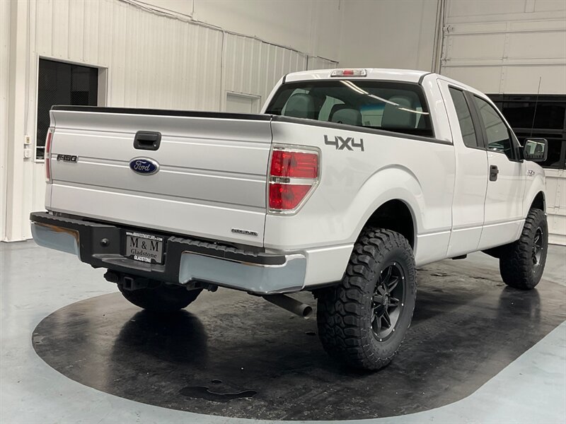 2012 Ford F-150 Super Cab 4X4 / 3.7L V6 / 1-OWNER /NEW WHEELS TIRE  / NEW LIFT - Photo 9 - Gladstone, OR 97027