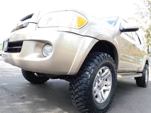 2005 Toyota Sequoia SR5 / 4WD / Leather Heated Seats / LIFTED LIFTED   - Photo 9 - Portland, OR 97217