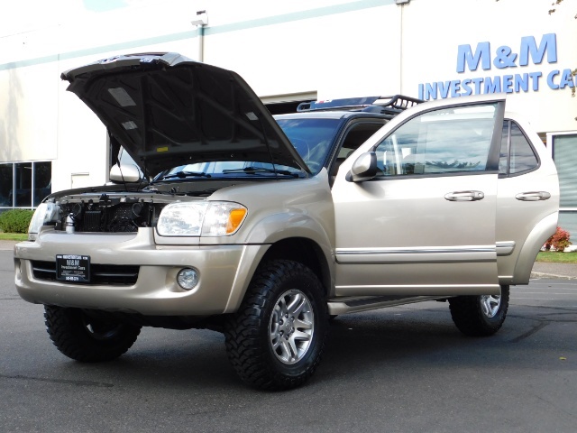 2005 Toyota Sequoia SR5 / 4WD / Leather Heated Seats / LIFTED LIFTED   - Photo 25 - Portland, OR 97217