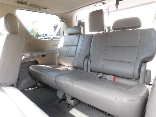 2005 Toyota Sequoia SR5 / 4WD / Leather Heated Seats / LIFTED LIFTED   - Photo 15 - Portland, OR 97217