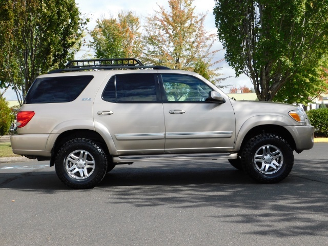 2005 Toyota Sequoia SR5 / 4WD / Leather Heated Seats / LIFTED LIFTED