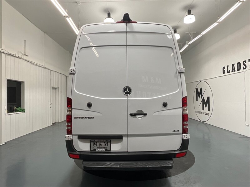 2018 Mercedes-Benz Sprinter 2500 CARGO VAN 4X4 /V6 DIESEL / HIGHROOF 170 " WB  / LOCAL ONE OWNER - Photo 7 - Gladstone, OR 97027